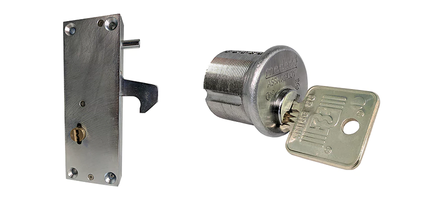 RR Fence Gates Brink Locks Repair in Del Aire, California