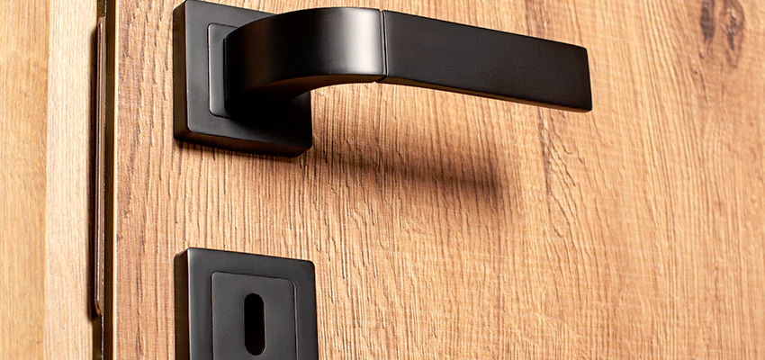 Weekend Lockout Assistance Troubleshooting in Del Aire, California